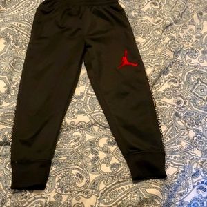 Jordan boys jogger pants